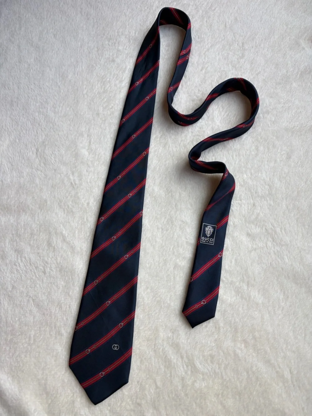 VINTAGE‎ Gucci Men's Striped Tie Navy Red 100% Silk Horsebit Logo Classic